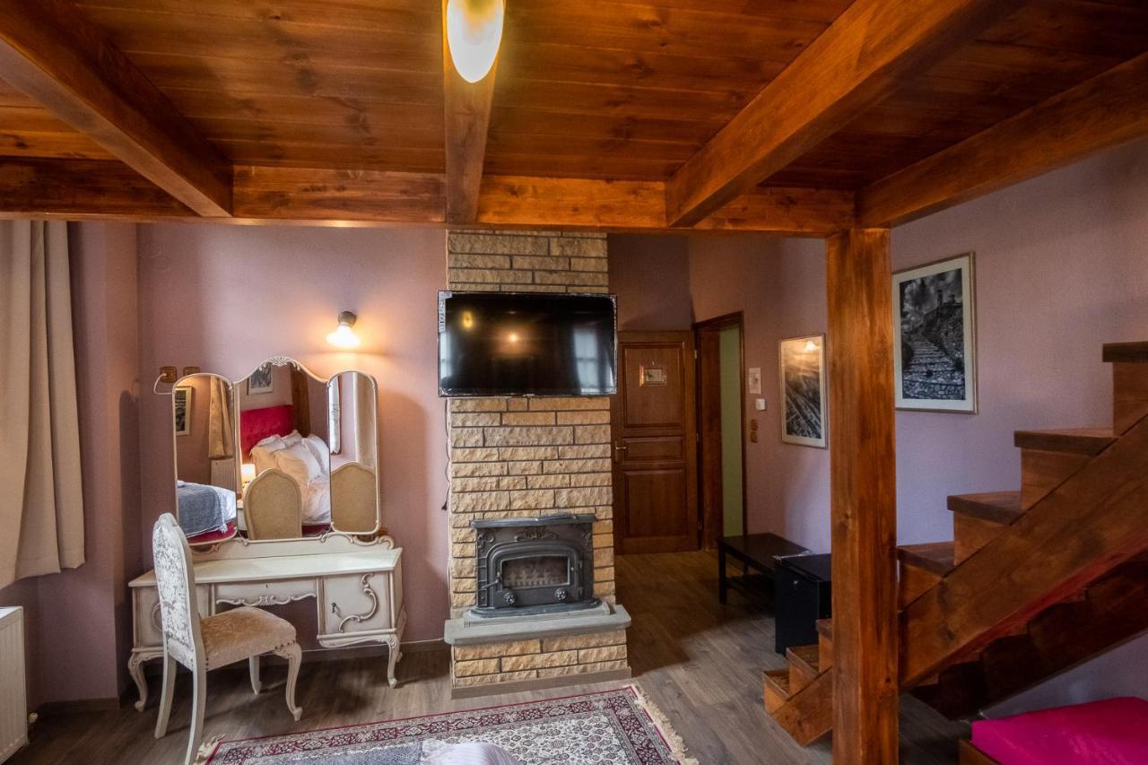 The Old School Boutique Hotel Сирако Экстерьер фото