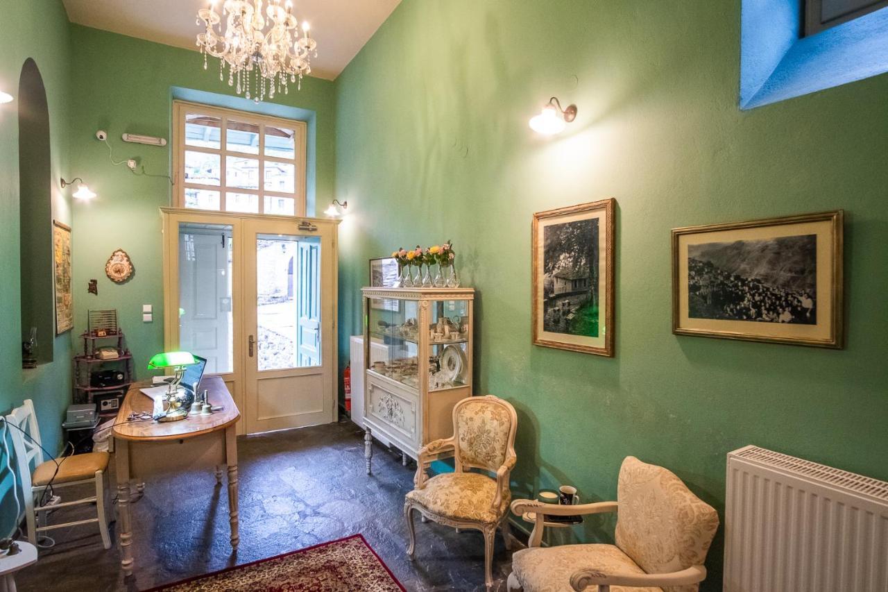 The Old School Boutique Hotel Сирако Экстерьер фото